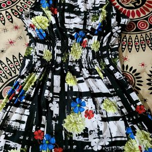 Beautiful Sleeveless White And Black Floral Dress