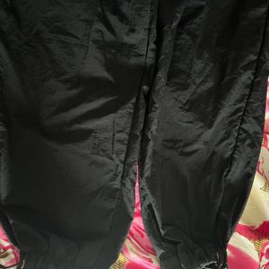 Parachute Cargo Black