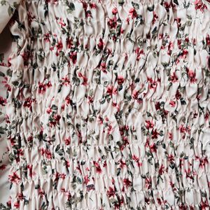 Urbanic Elegant Floral Print Top