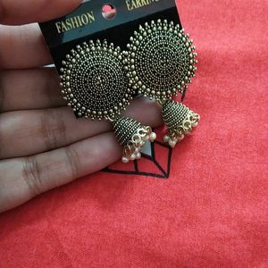 Beautiful Jhumkas And Earring Combo Of 5