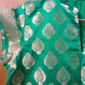 Green 💚 Kurthi