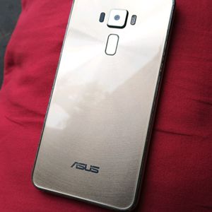 Asus Zenfone 3