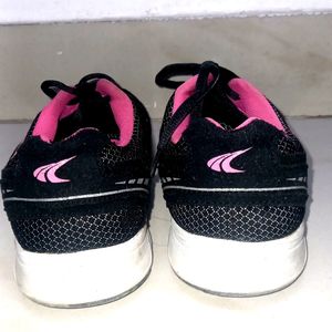 PERFORMAX Black Sneakers For Girls