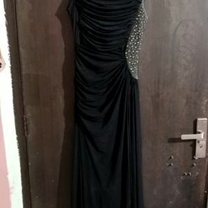 black net party gown