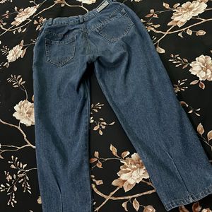 Dark Blue Mom Fit Jeans!!