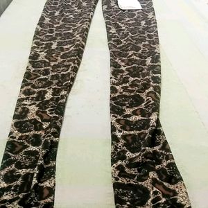 Shop Stock Leggings