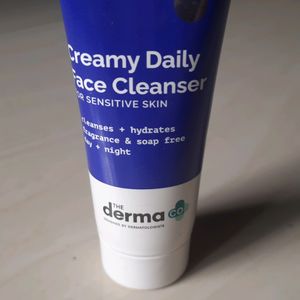 PRICE DROP💥💯  The Derma Co. Creamy Face Cleanse