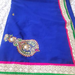 beautiful sarees with blouse pieces