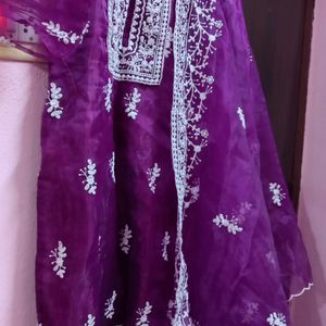 OFFER 🤩PURPLE ORGANZA SUIT💜🤍