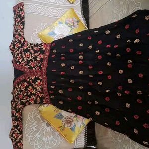 Stylish Red Rayon Kurta For Women 🥰