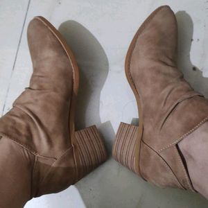 Ankle Length Block Heels Boots