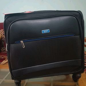 VIP TROLLEY BAG ON SALE PRICE