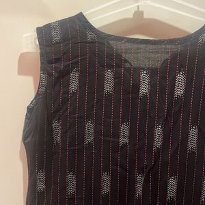 Sleeveless Kurta