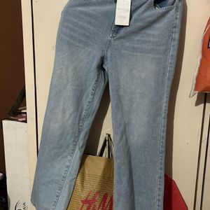 Urbanic high waist wide leg jeans with tag size 28