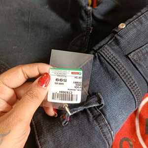 Girl's Jeans 👖 With Tag