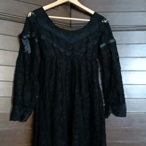 Women Black Lace Crepe Sleeves Tie Up Dress