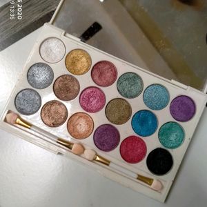 Shining Eyeshadow Palette 🎉