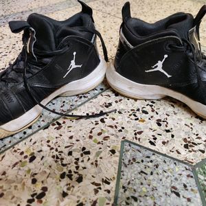 NIKE JUMPMAN LEGACY