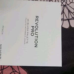 Makeup Revolution Pro Palette