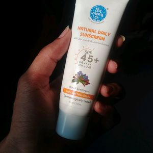 ₹30 Off On The Moms Co. Sunscreen