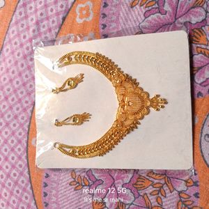 Brand New Women Gold Necklace With Jhumka