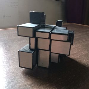 Mirror Cube (silver) | 3x3 Shape Shifting cub