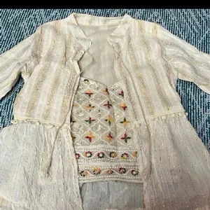 Traditional Crop Top With Jacket