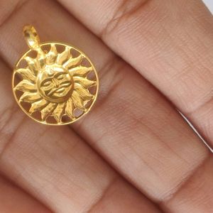 20 K Pure Gold Sun Pendant For Womens Nd Girls