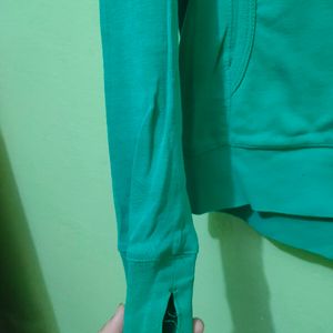 Green Sweatshirt With Thumb holes