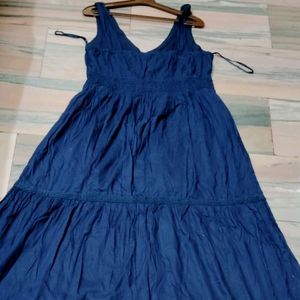 Nice Party Wear Gown For Girls And Women Size Issu