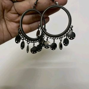 4 Pairs Of Earrings