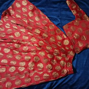 RED LEHENGA WITH ATTACHED LINING