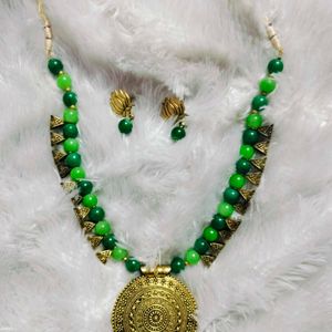 Green Necklace And Earring Set