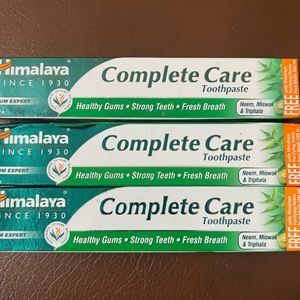 Himalaya Toothpaste