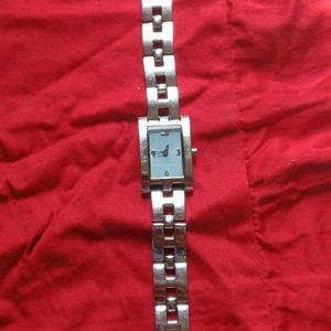 OG TOMMY HILFIGER Women's Wrist Watch