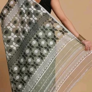 Woven Design Jamdani Saree With Solid Border