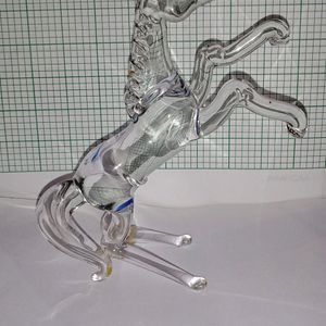 Glass Horse Idol