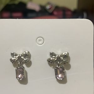 Cute Lil Bow Earrings