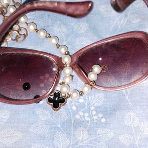 Best Sunglasses For Classic Women ⚜️