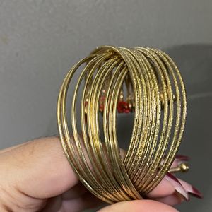 Dual Design Golden Bracelet