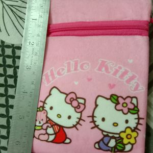 Beautiful Hello Kitty Pouch/paurse