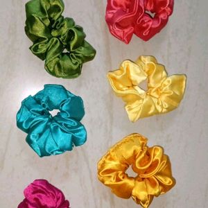 Scrunchies Set Of Four