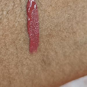 B&B Matte Lipgloss