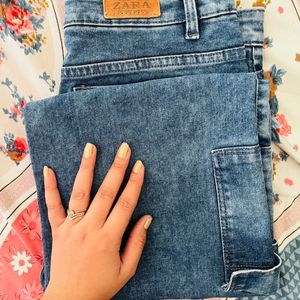 Zara Straight Fit Jeans