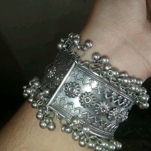 Oxidised Jhumka Bangle