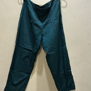 Avaasa Green Pant Size XL