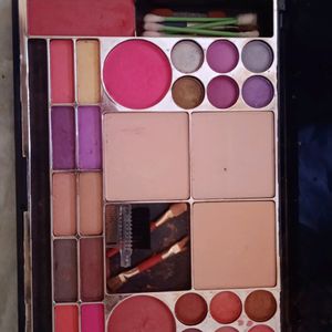 Makeup Kit