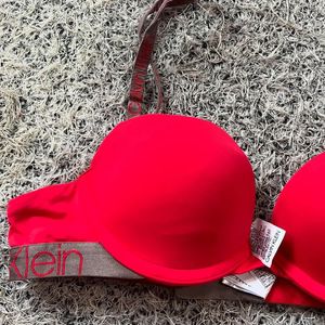 Sale‼️New Calvin Klein Pushup Bra ❤️