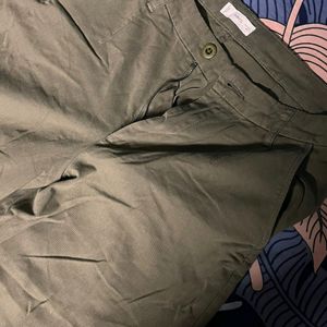 Brand New Baggy Fit Olive Cargo