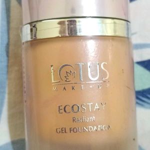 Lotus New Gel Foundation